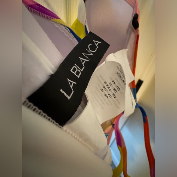La Blanca swimsuit. Size 12 - Picture 3 of 3